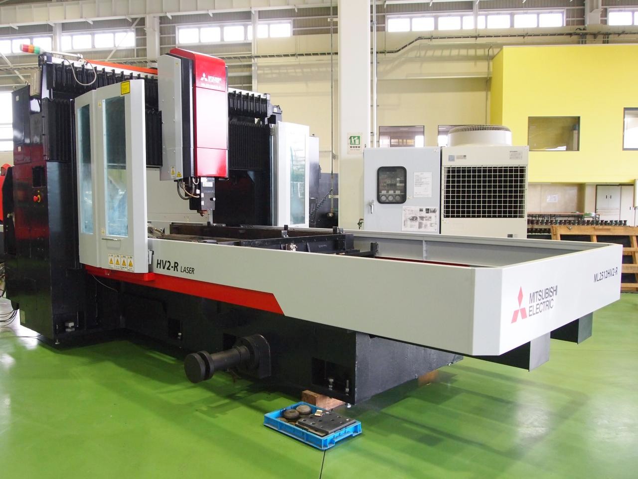 三菱 レーザー加工機 ML2512HVII-R-20XF