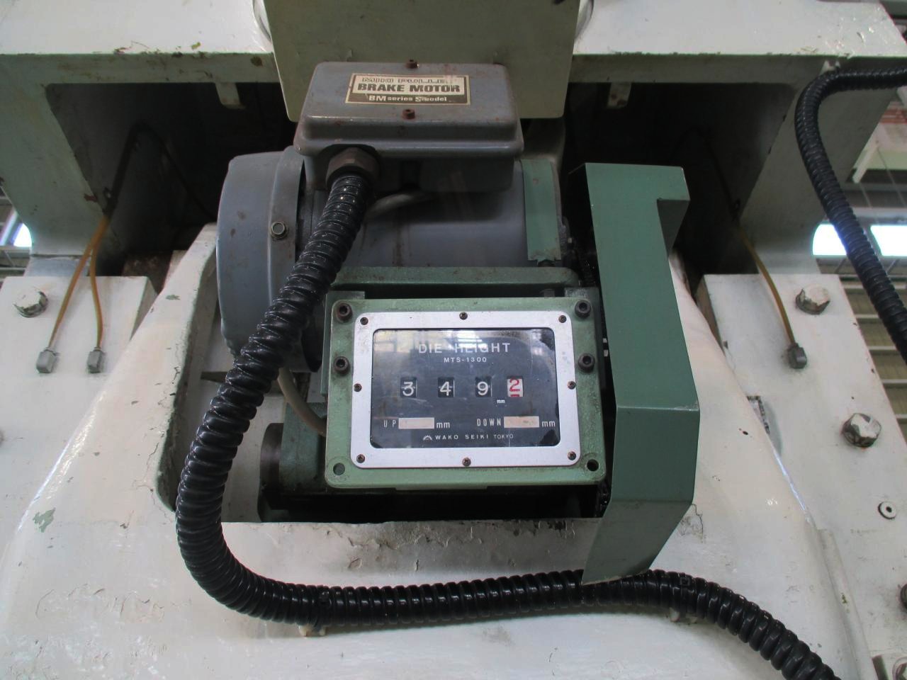 オートメ 100Tメカプレス AC1-100