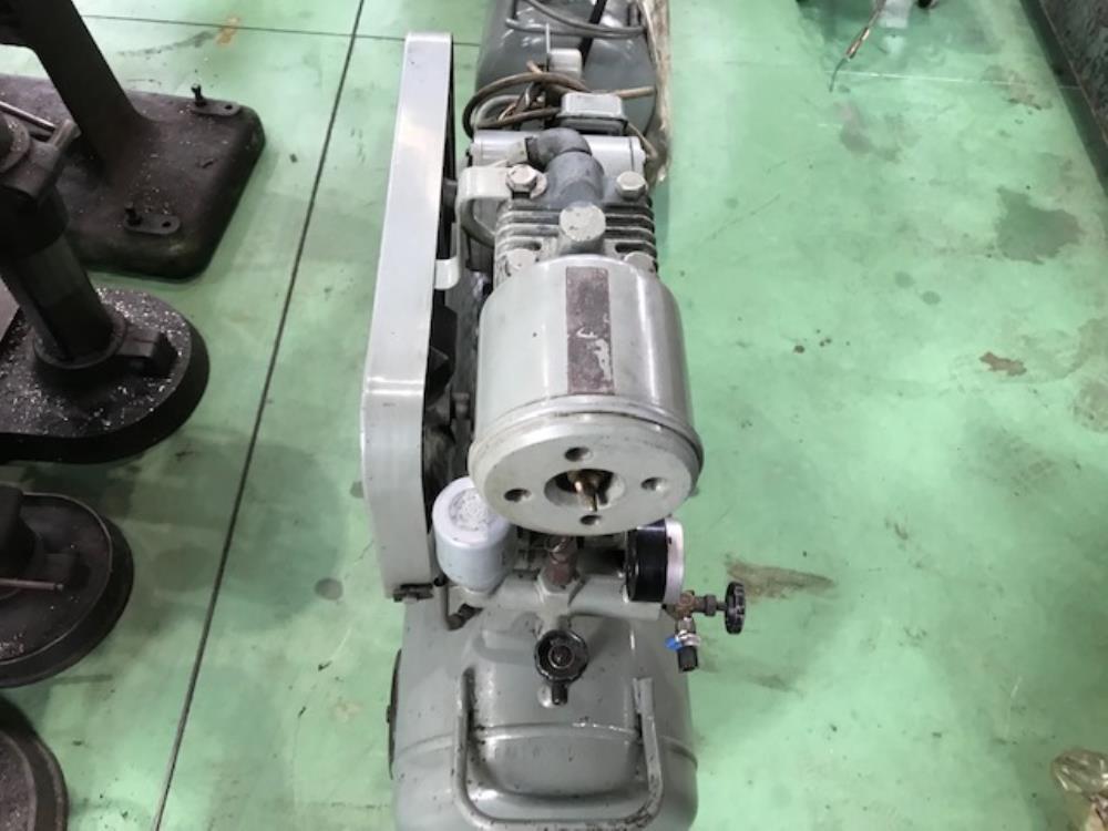 日立 エアーコンプレッサー 0.75P-9.5T