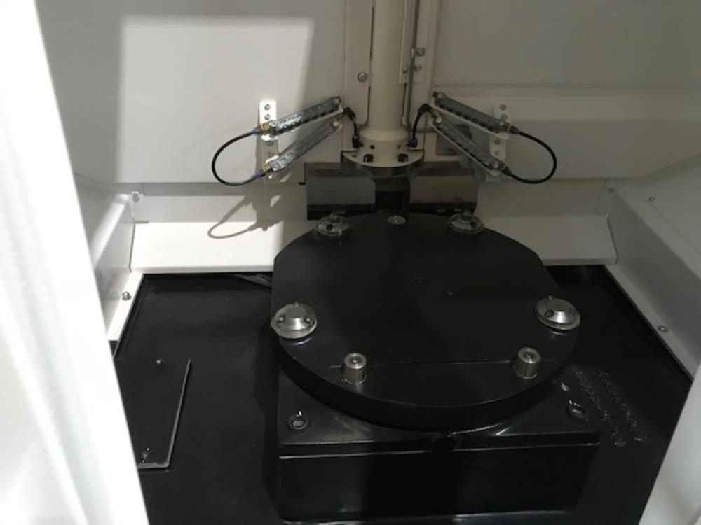 ヤマザキマザック 5軸立マシニング VARIAXIS630-5XII