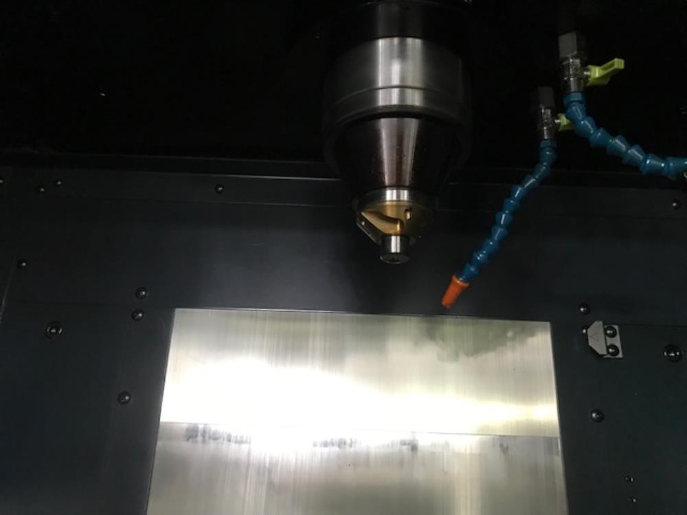 牧野フライス製作所 立マシニング HYPER5