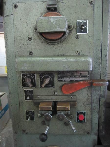 アマダ コンターマシン V-400