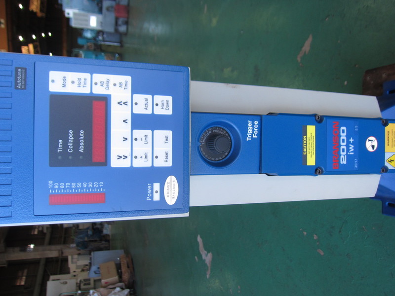 BRANSON 超音波プラスチック溶着機 2000IW+ 20:1.1