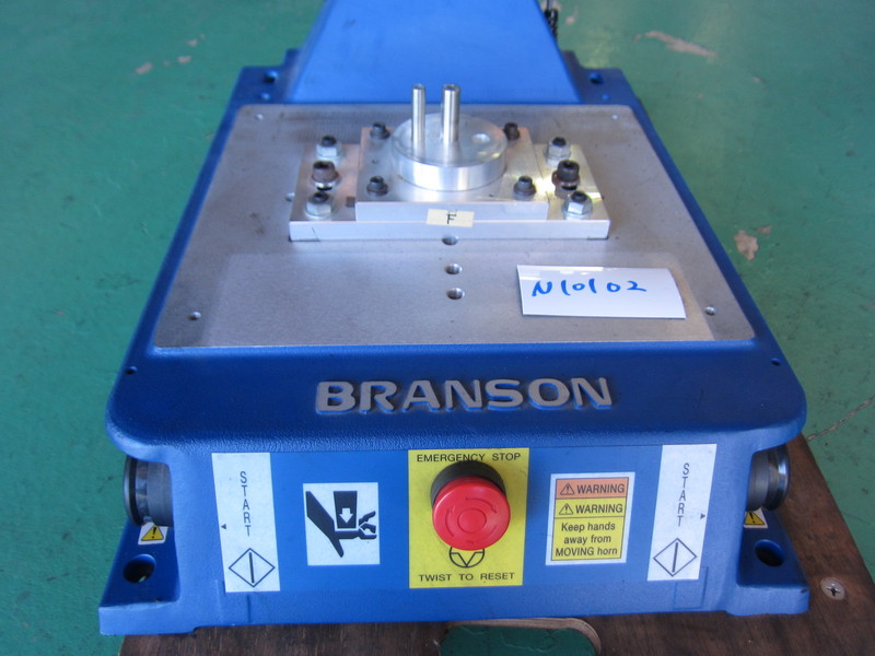 BRANSON 超音波プラスチック溶着機 2000IW+ 20:1.1