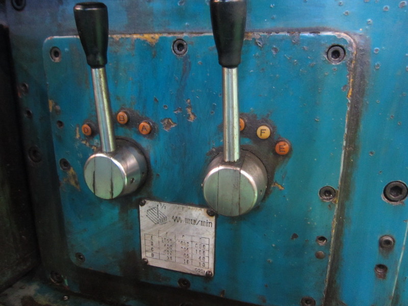 OKK 立フライス MH-3VII