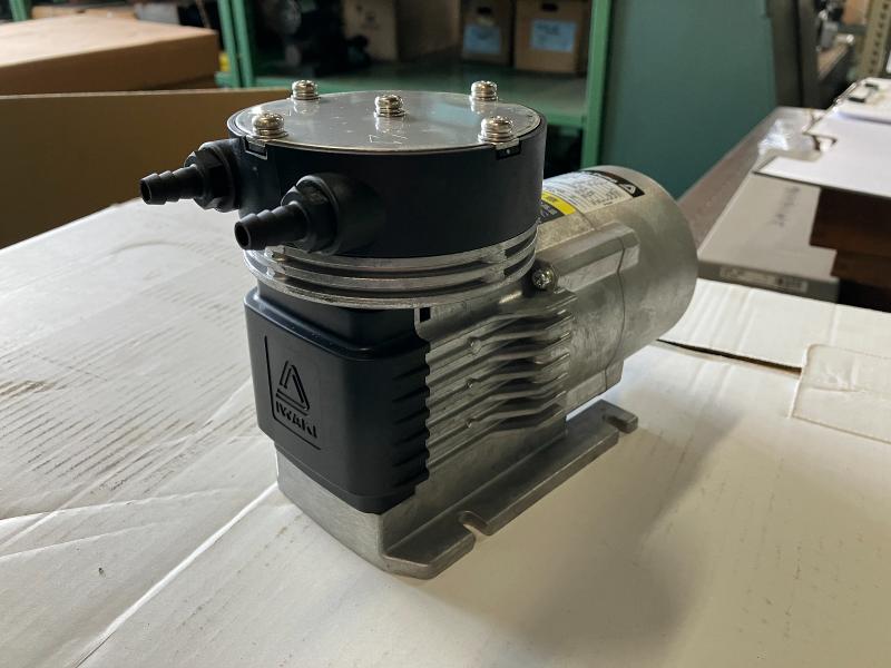 IWAKI エアーポンプ APN-215NV-1