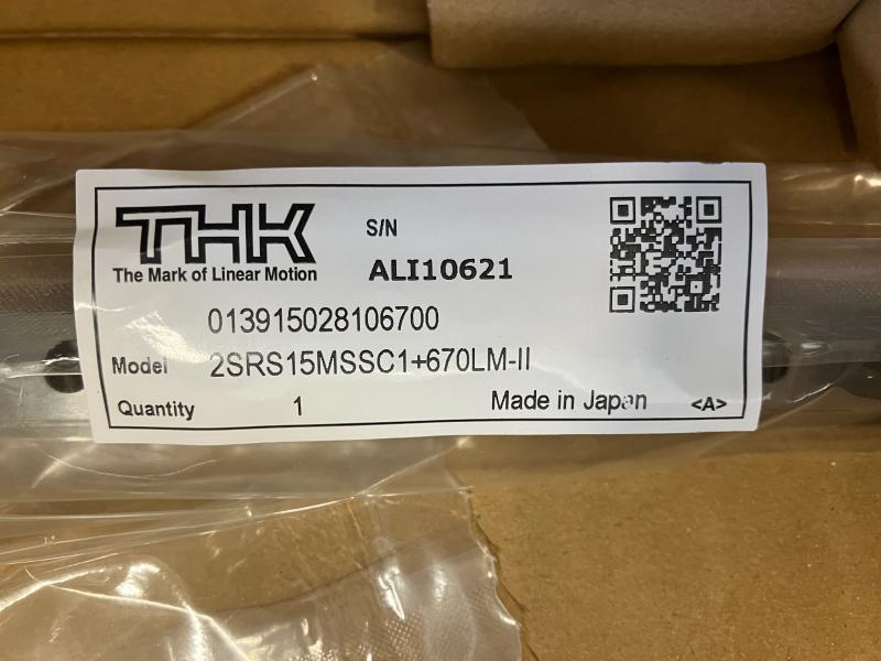 THK LMガイド 2SRS15MSSC1+670LM-II