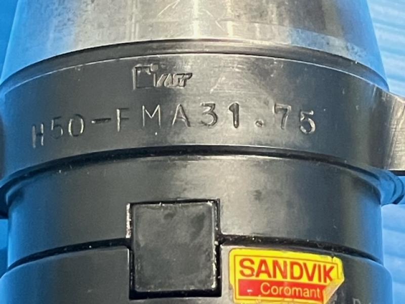 サンドビック 正面フライスコロミル RA245-100J31.75-12L
