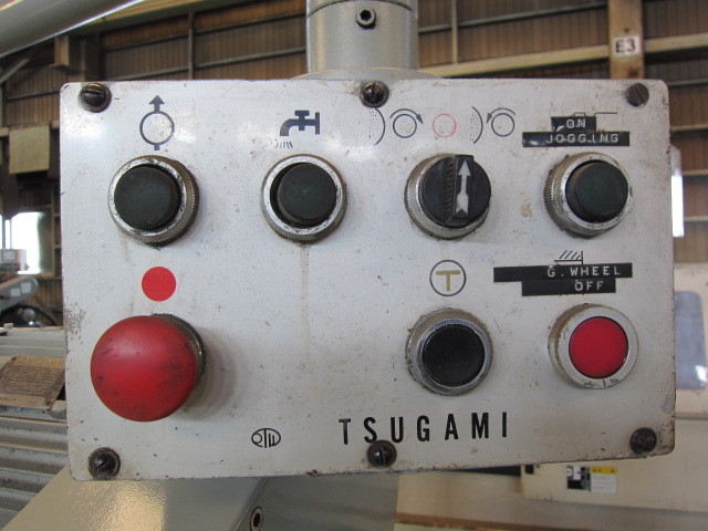 ツガミ 円筒研削盤 T-UG550
