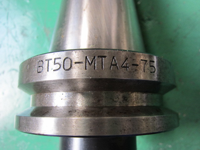 日研工作所 モールステーパー形ホルダ BT50-MTA4-75