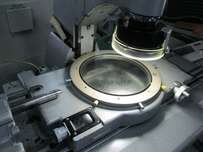 東京光学機械 工具顕微鏡 T.U.M.200-BD