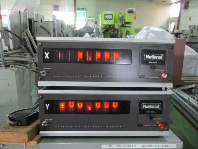 東京光学機械 工具顕微鏡 T.U.M.200-BD