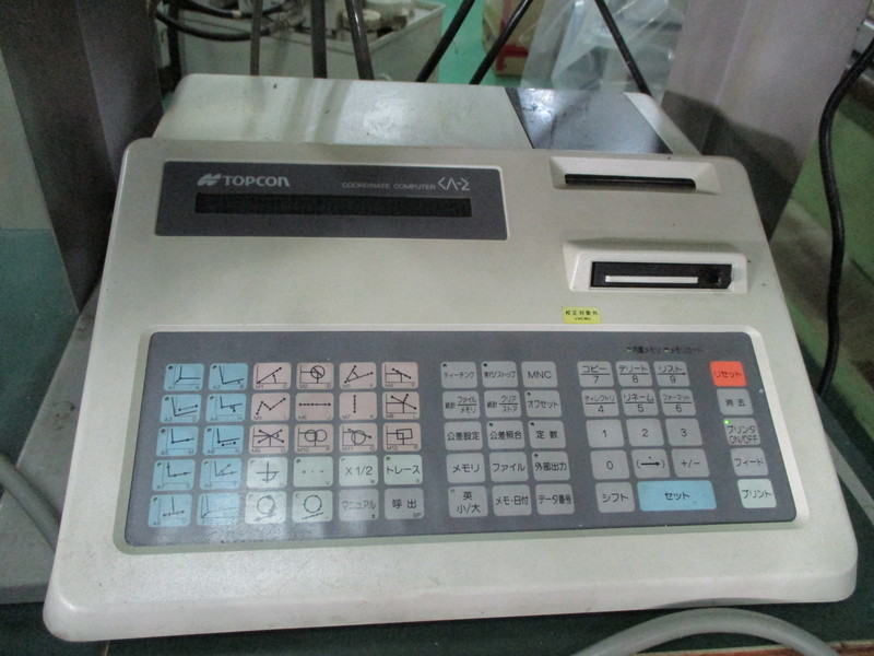 東京光学機械 工具顕微鏡 T.U.M.200-BD