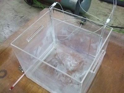  石英製水槽 