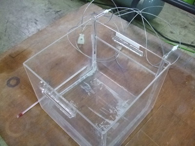  石英製水槽 