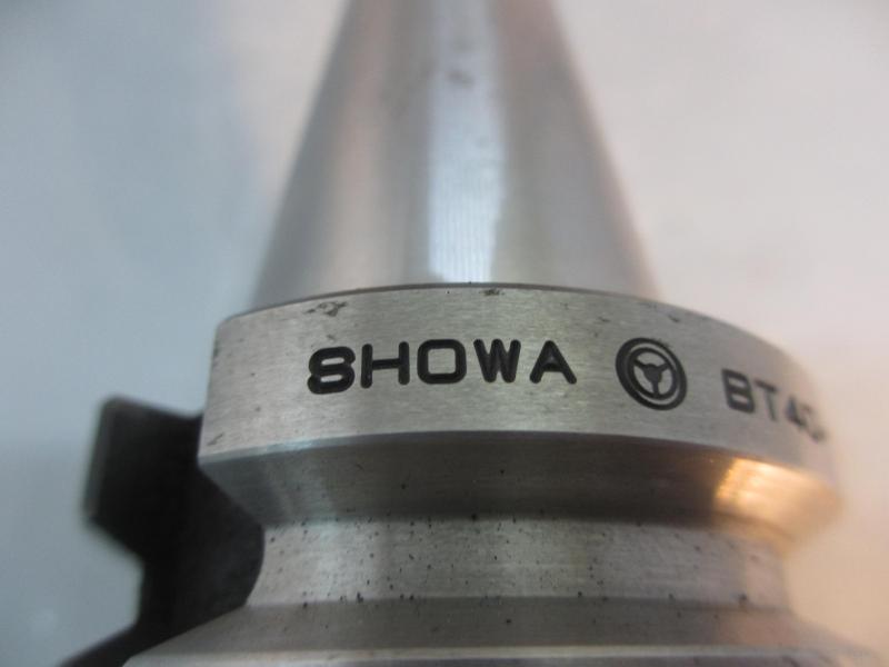 SHOWA ミーリングチャック BT40-TRI 6P-90 A
