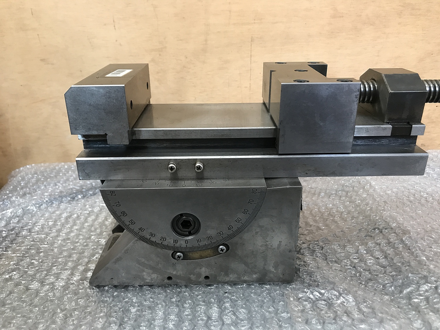 ヒカリ 精密多次元バイス HDV150