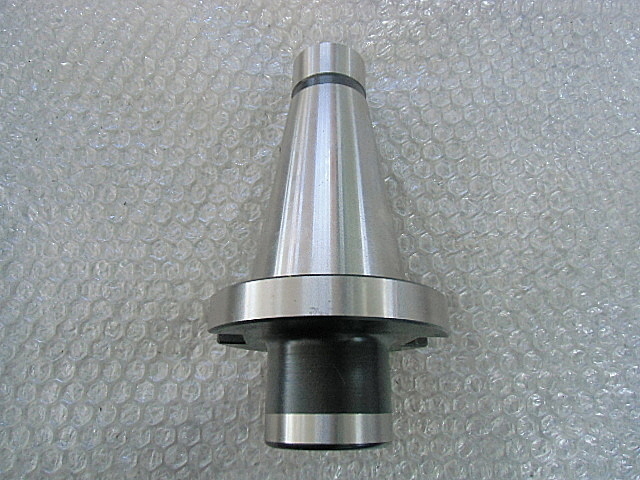 日研 モールステーパーホルダー NT50V-TA4