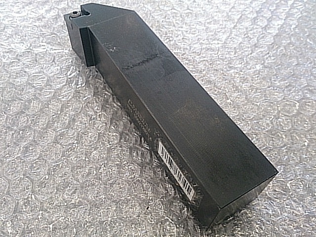 サンドビック バイトホルダー 882 100272R214
