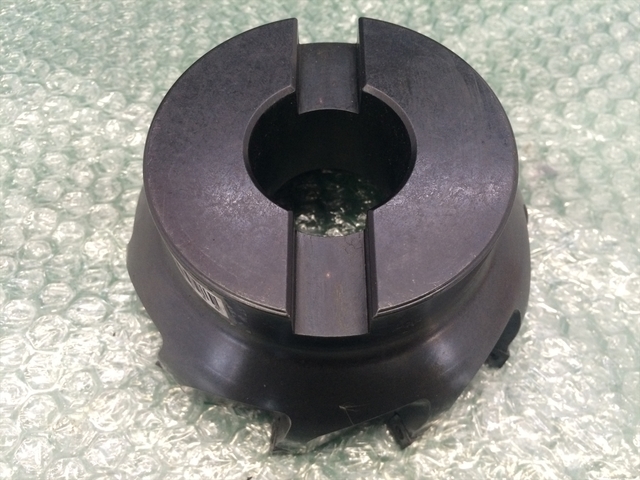 サンドビック フェイスミル A490-125J38.1-08M