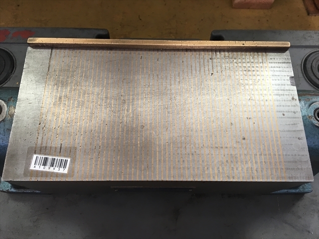 富士磁工 可傾形電磁チャック FBM125×250P4G1