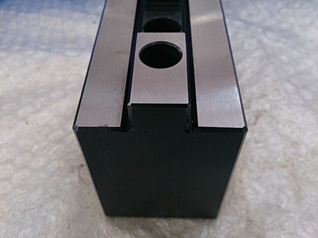 田倉工具製作所 直角基準ブロック C20×75×60