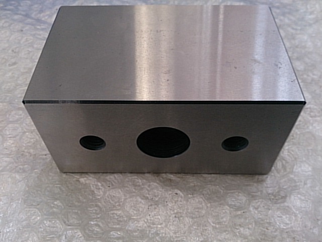 田倉工具製作所 直角基準ブロック C20×75×60