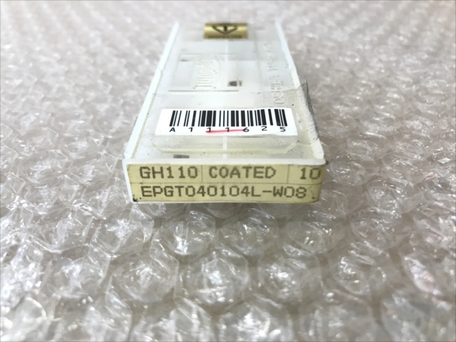 タンガロイ チップ 新品 EPGT040104L-W08