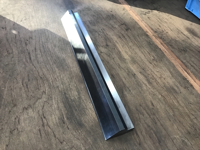 アマダ 金型 82