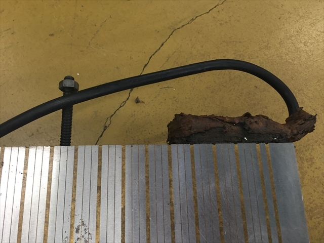 --,, 電磁チャック 