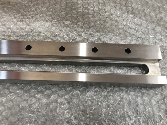 --,, ワイヤーカット治具 