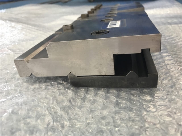 アマダ 金型 T-5A