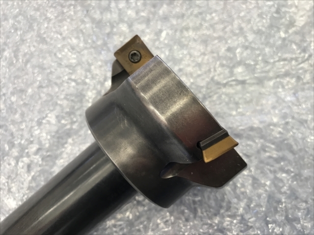 サンドビック フェイスミルカッター R290-080A32-12L