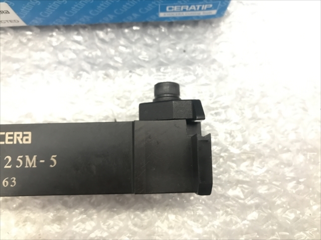 京セラ バイトホルダー 新品 KGHSL2525M-5