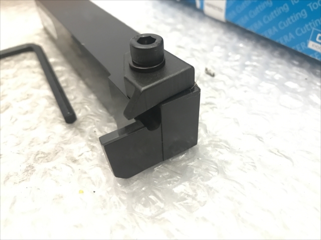 京セラ バイトホルダー 新品 KGHSL2525M-5