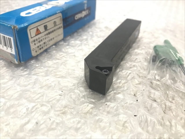京セラ バイトホルダー 新品 STGPR1616H-11