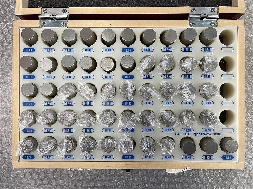 新潟精機 ピンゲージセット AA-18A/AA-18B