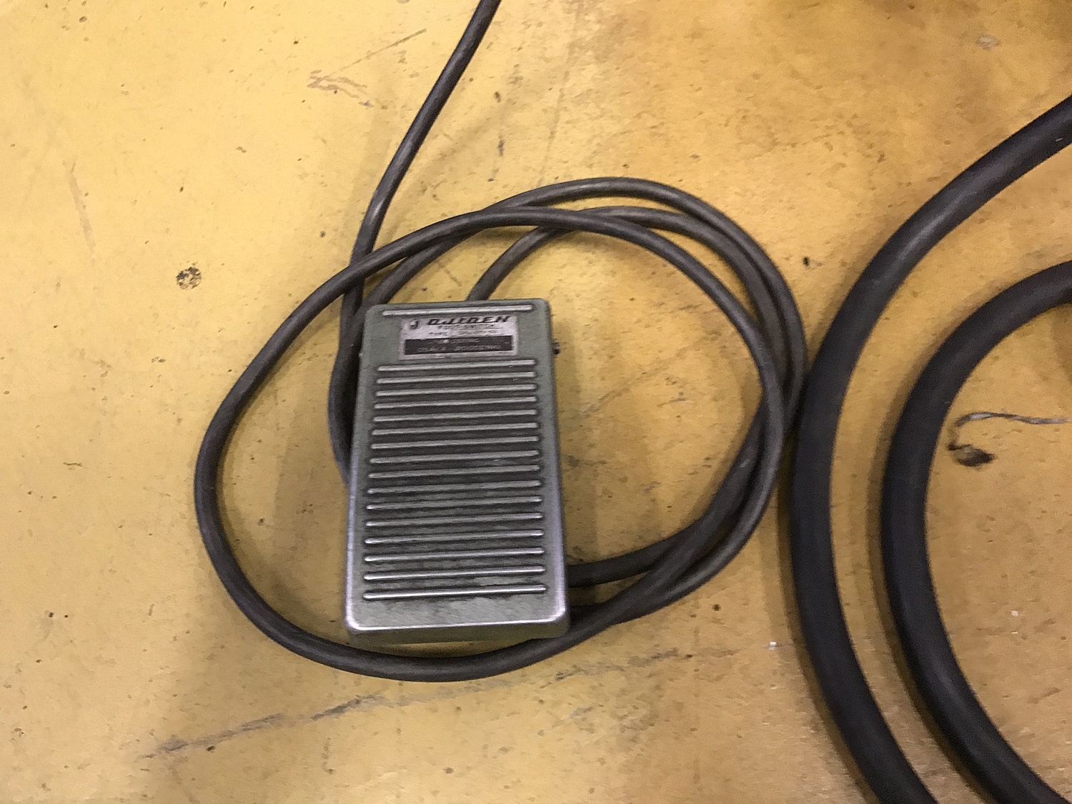 ソマックス 電気抵抗熱溶接機(モルヘイ) MH-1