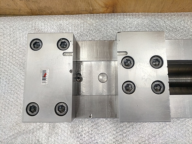 安田工業 精密バイス YPV-180