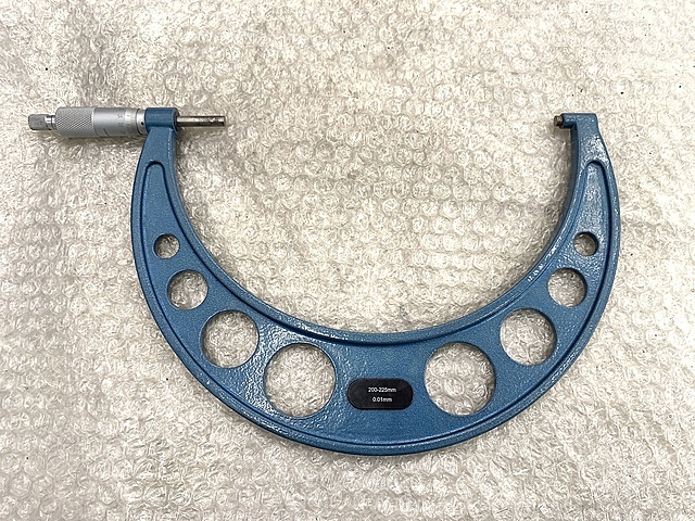 新潟精機 外側マイクロメーター MC106-225