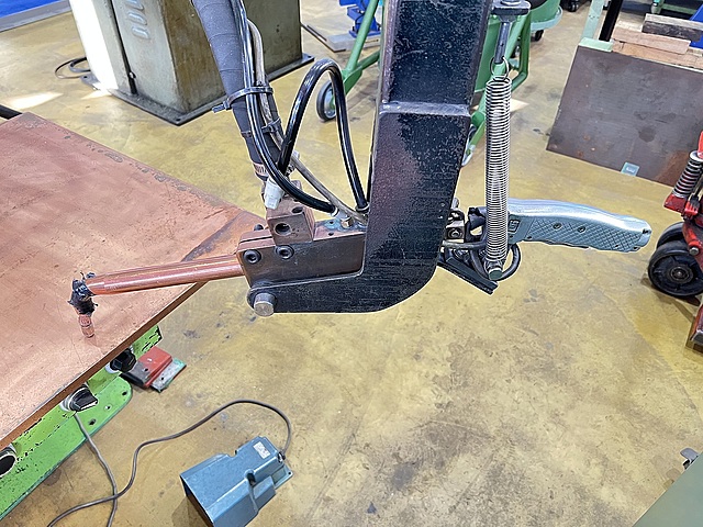 向洋技研 テーブルスポット溶接機 NK-02HE68