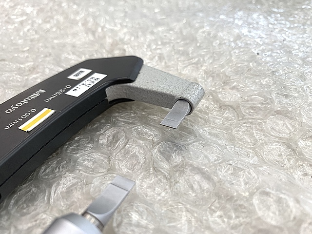 ミツトヨ デジマチック直進式ブレードマイクロメーター BLM25M/.4T 422-260