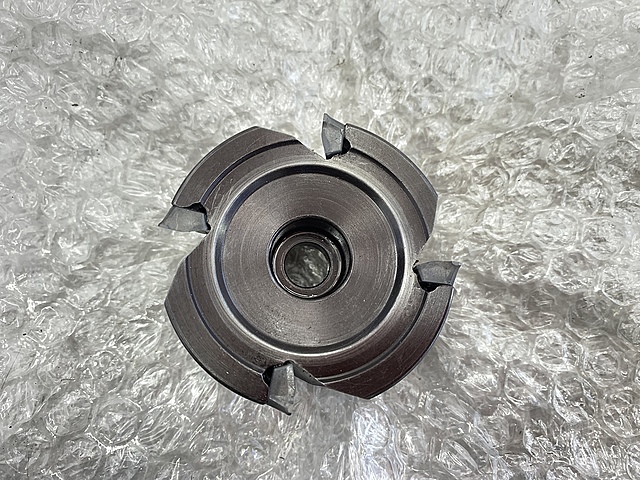 サンドビック フェイスミル R390-063Q22-17L