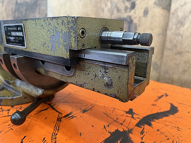 武田機械 万能傾斜油圧バイス TK-100HVUI