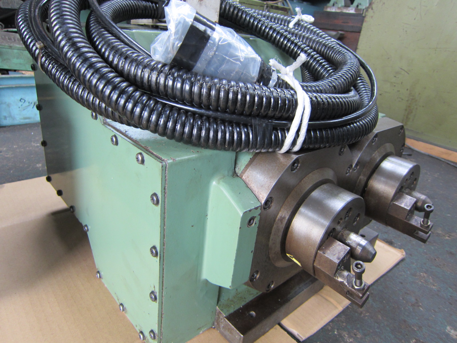 北川 NC円テーブル N2VMO15A02