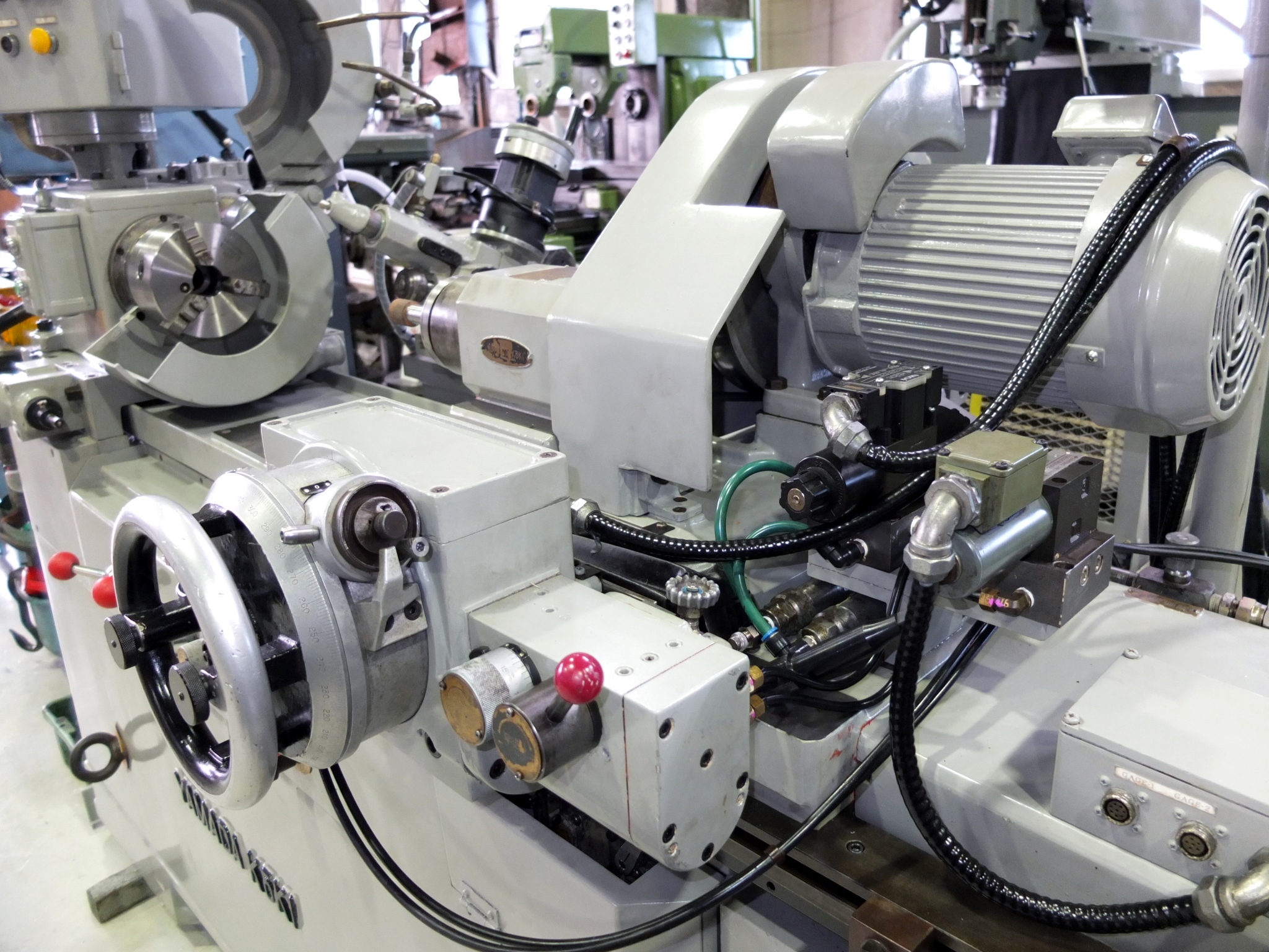 山田工機 内面研削盤 YIG-15SA