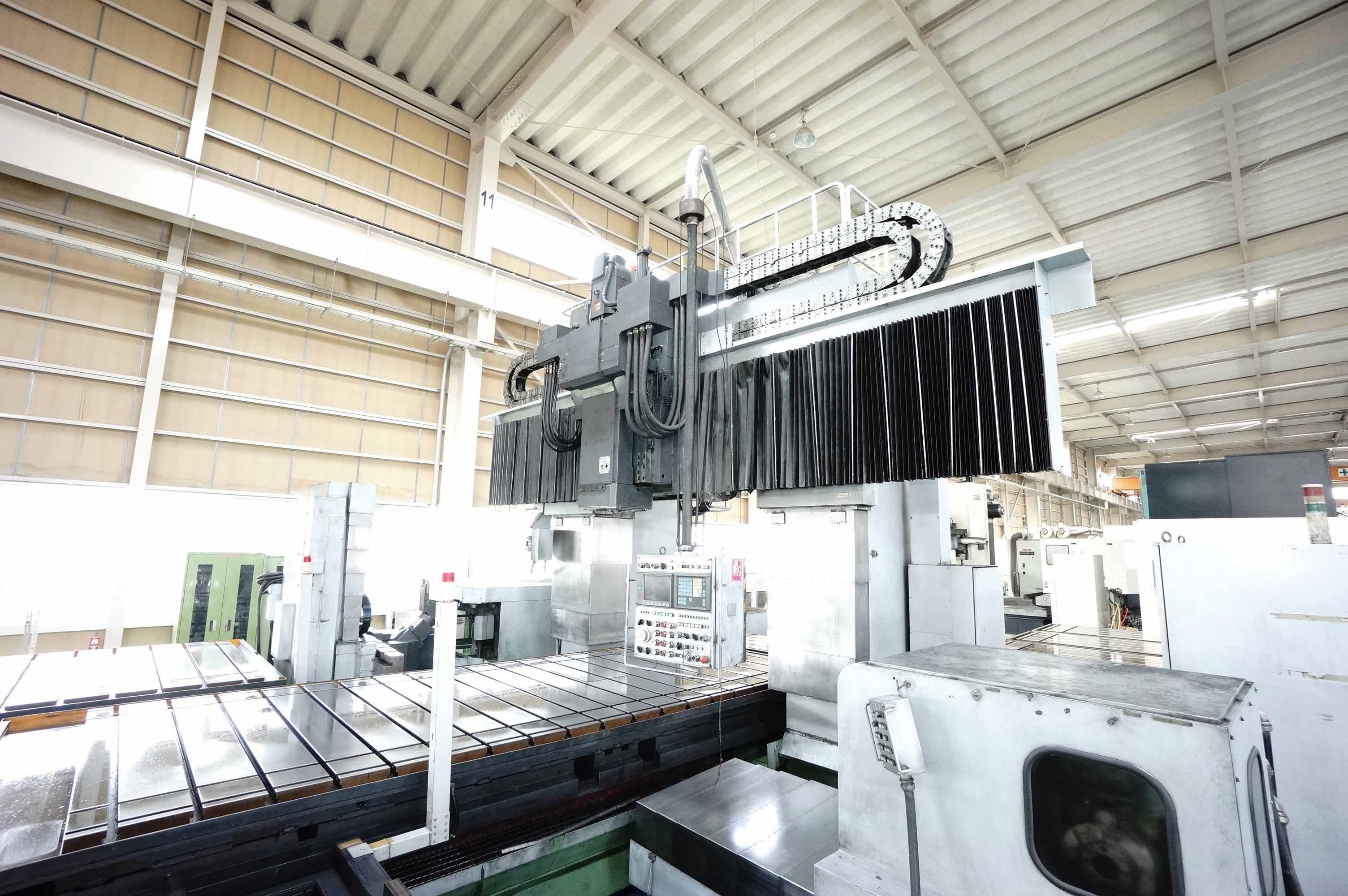 SNK｜新日本工機 五面加工機 HF-3M
