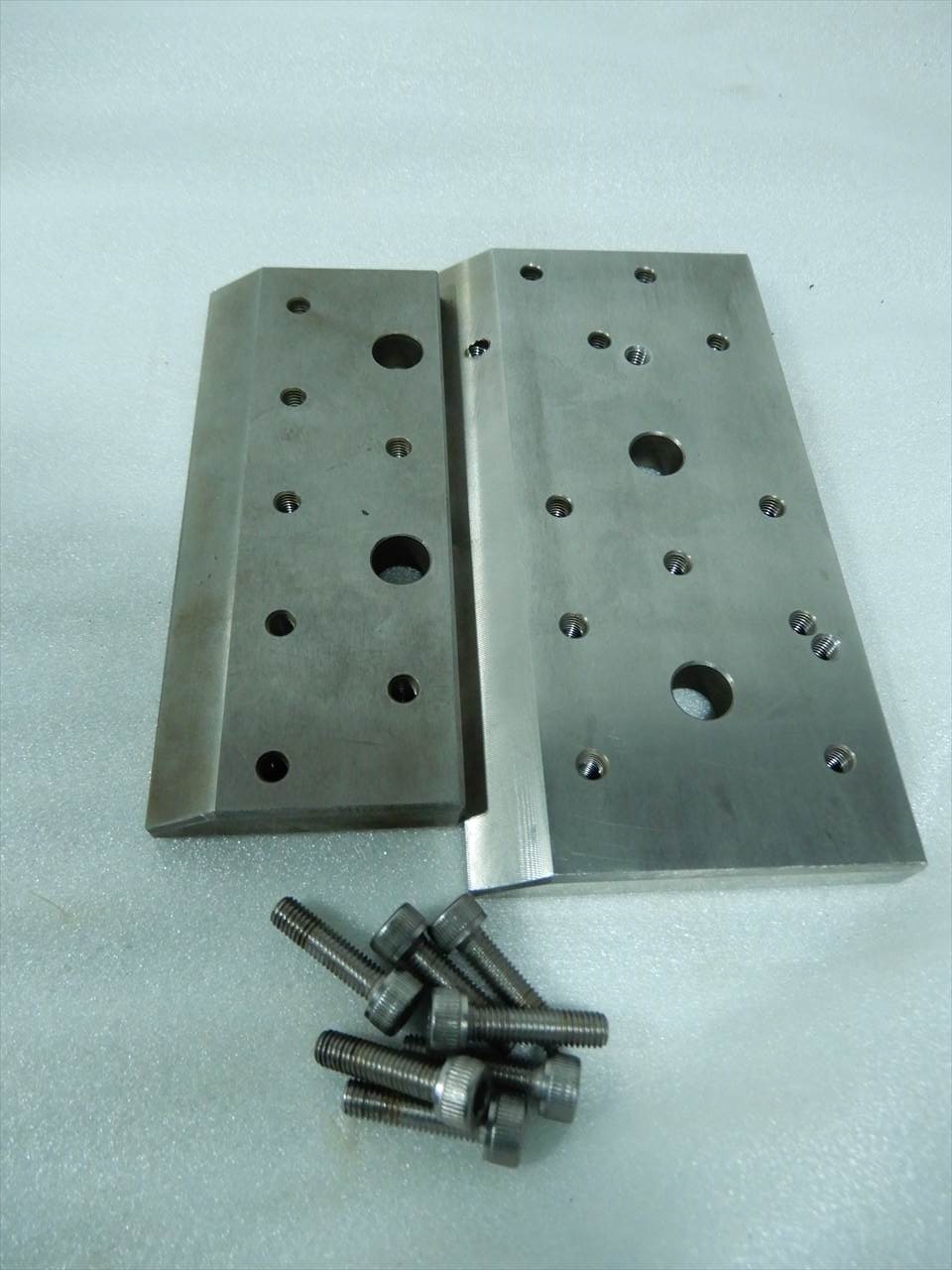  ワイヤーカット治具 