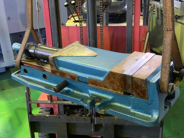 ナベヤ マシンバイス ロックタイトLTH3P-150
