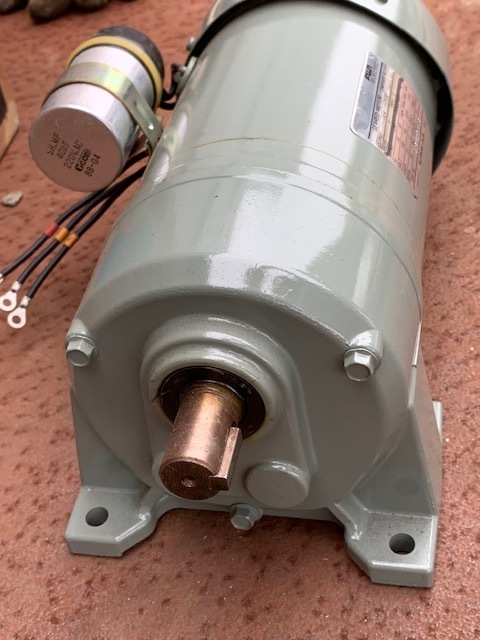富士電機 0.1kwギアードモーター(新古品) SSG201E　10